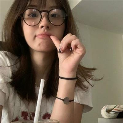 孤儿橄榄球队封面